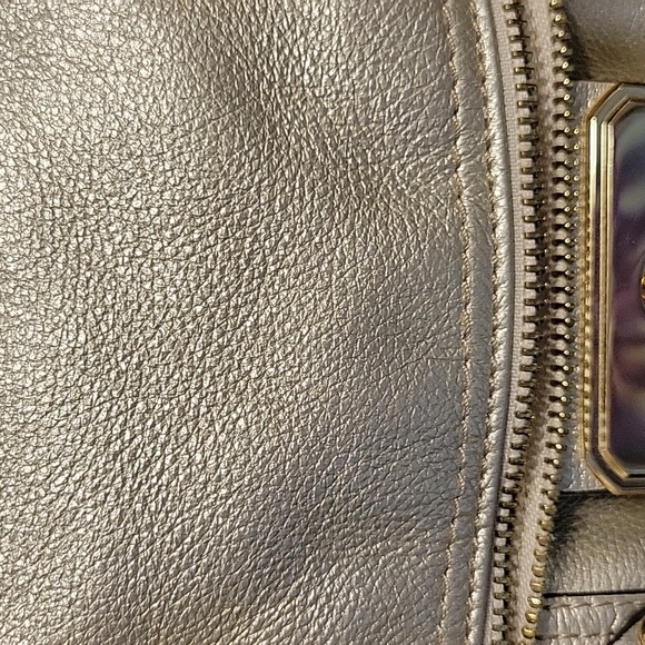 Gold purse - Picture 9 of 13